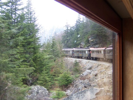 train 042